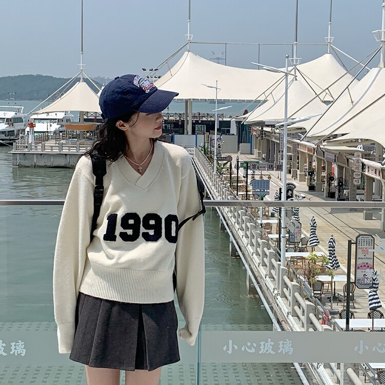 [Yi Kaoru] Versatile V-neck casual warm sweater 0373# HYY