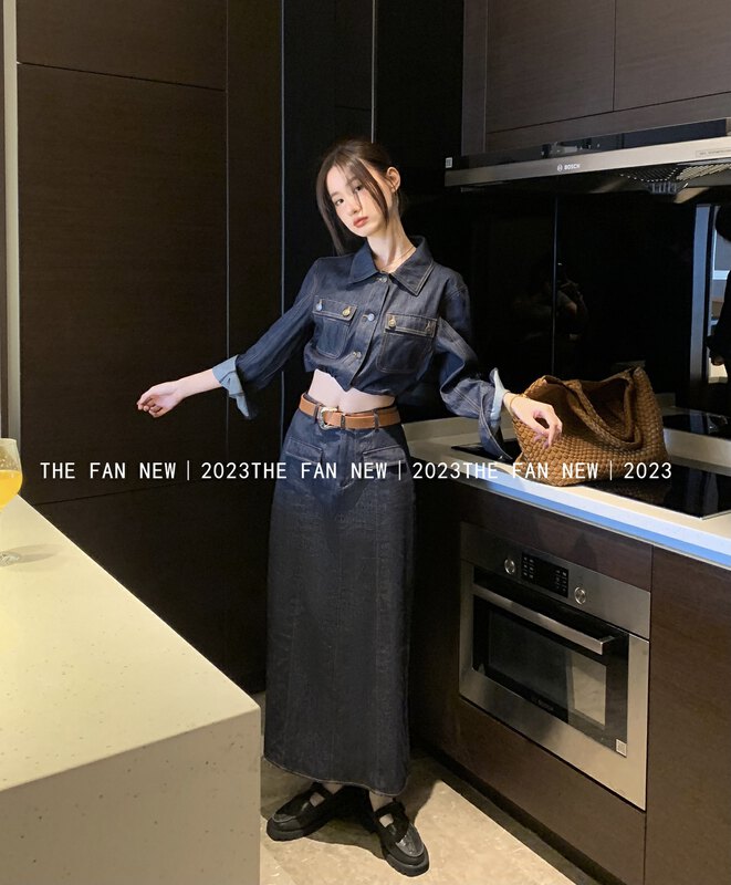 Early autumn on the new![THE FAN] High waist and slim skirt (without a belt) 10158-1 # ZXX