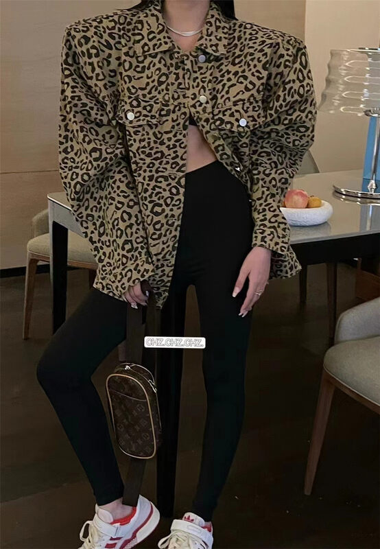 New in autumn!【C.H.Z】Leopard print Korean style buttoned denim jacket 91278# WTT