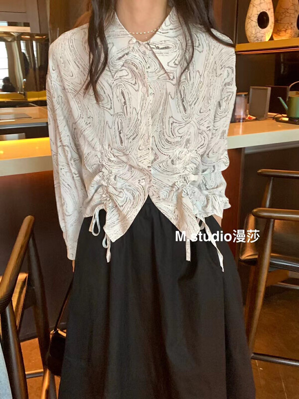 Original price: 55.27! New ones in early autumn![MSTUDIO] drawrope design vintage small floral shirt L190 # LL