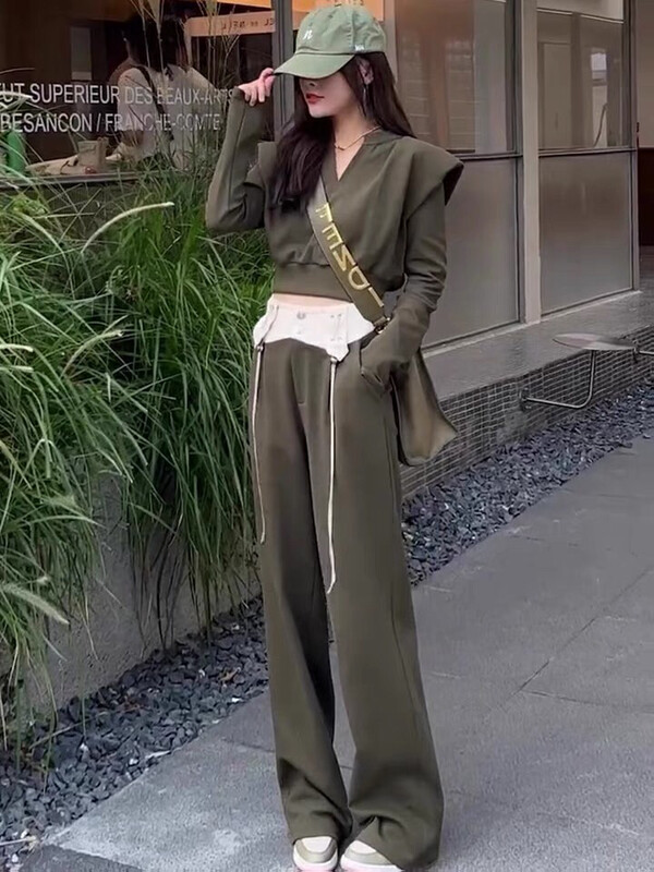 [Ou Zhengsha] Korean fashion hoodie + versatile casual pants suit 19129 # JJ