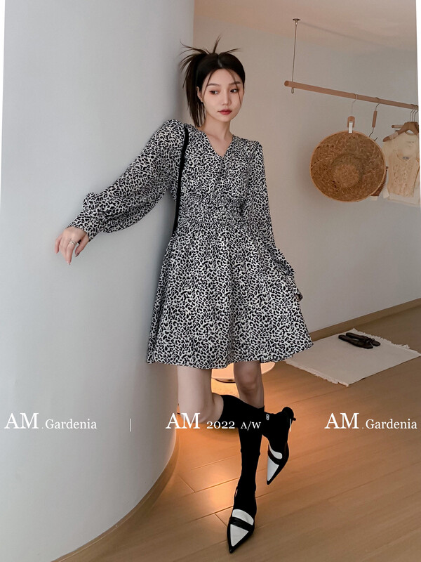 Autumn is new!【AM GARDENIA】Korean version of the waist and slim V-neck floral dress (without jacket) 1286# ZXX