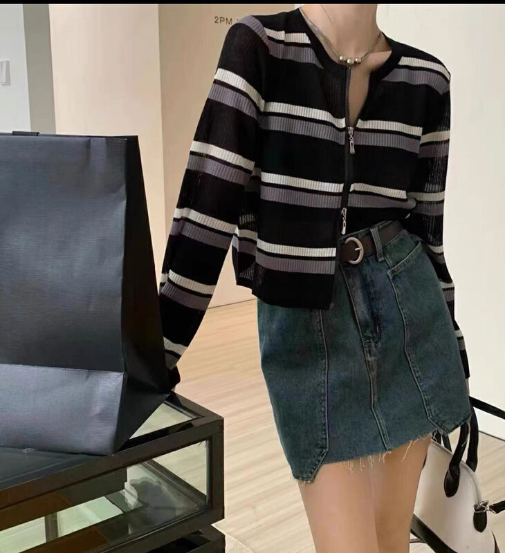 Autumn on the new![F · P] Round neck Stripe Double Zip Cardigan T278 # HBX