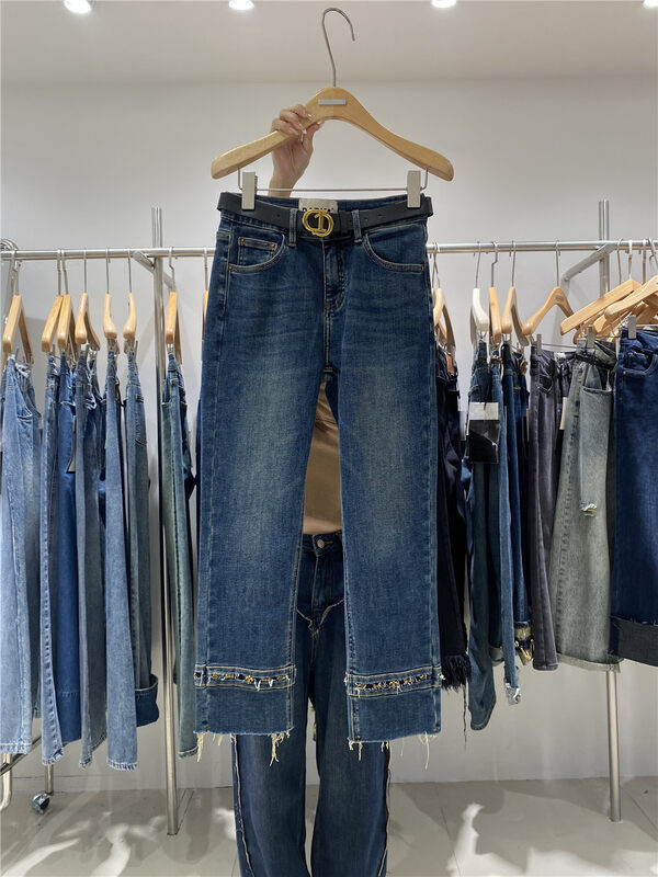 Winter on the new![JEANS] Straight tube shows slim and comfortable jeans (with a belt) R190 # LSW