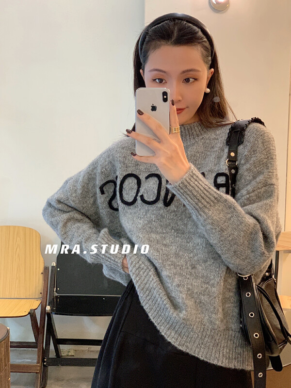 [MRA] Letter Patch Korean Loose Sweater KU209