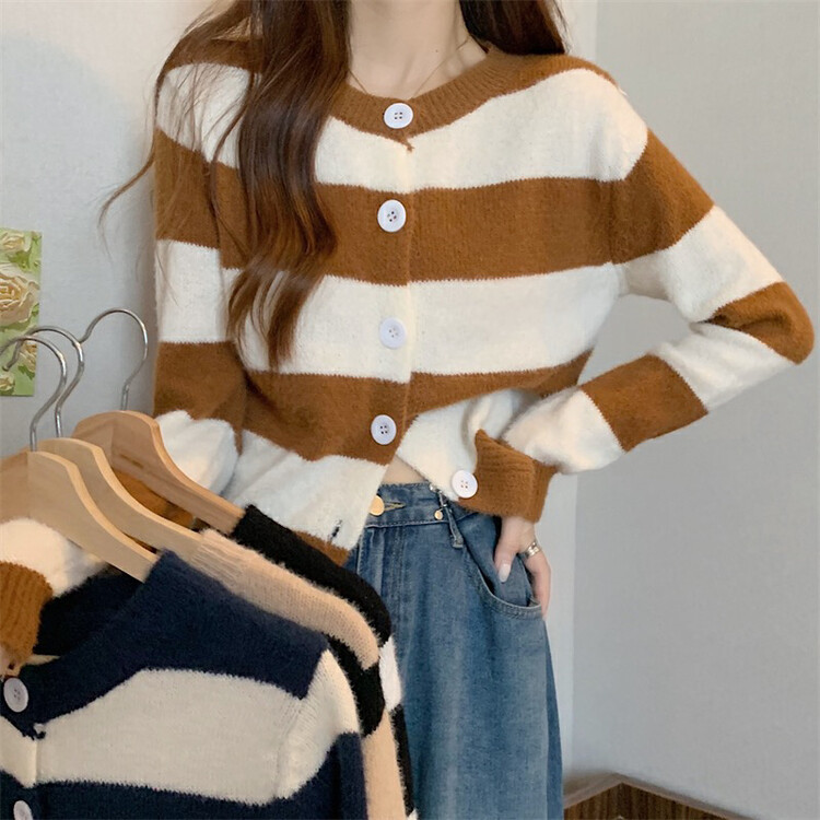 New for Autumn!【F·P】Round Neck Versatile Single Breasted Warm Sweater M0705# HBX