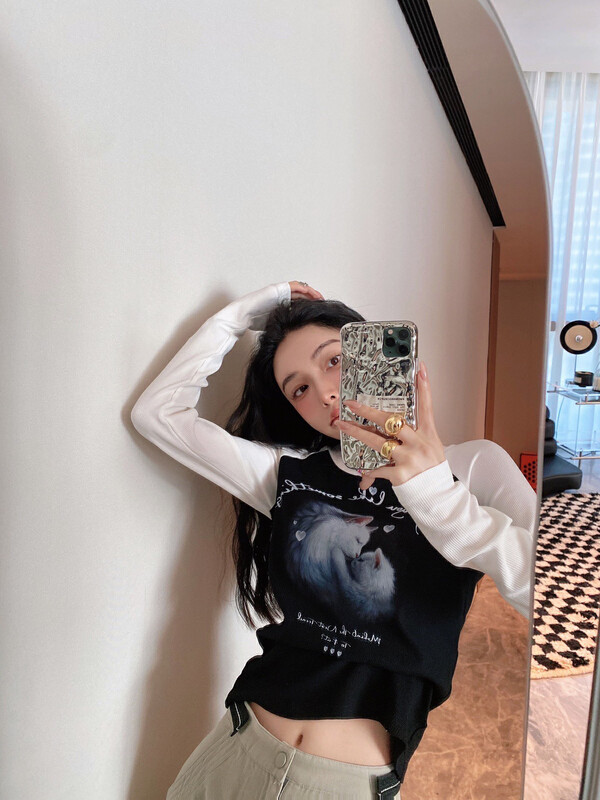 New in autumn! [NANCY] Niche design cute cat print long-sleeved T-shirt J9562# WPL