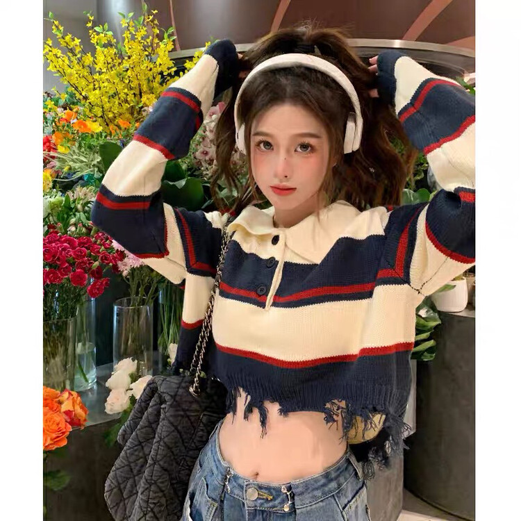 New in autumn! [Huaxi] Contrast color striped shabby design Polo collar short warm sweater 9745# PCZ