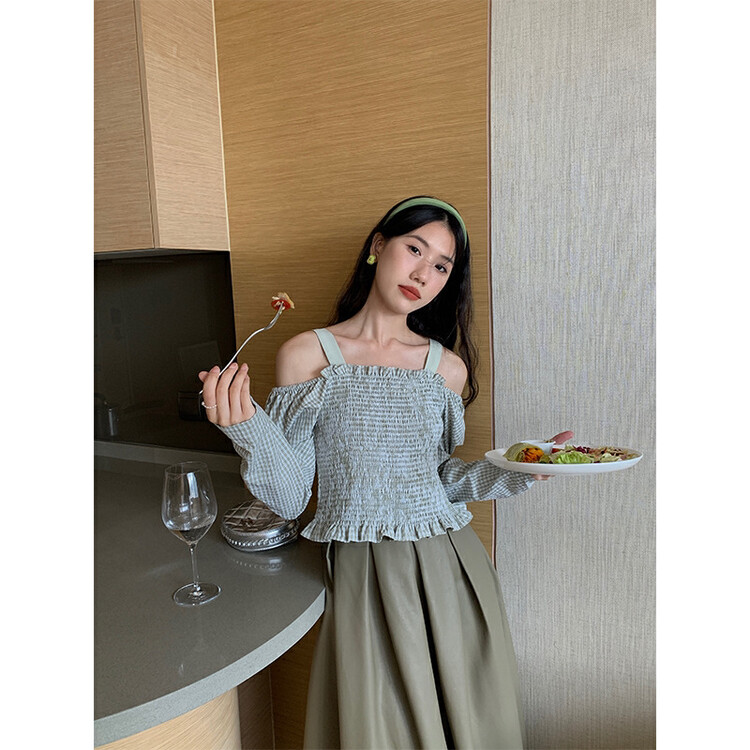 New in early autumn!【NEW OPEN】Smocked fungus edge off-shoulder shirt FY80007# ZXX