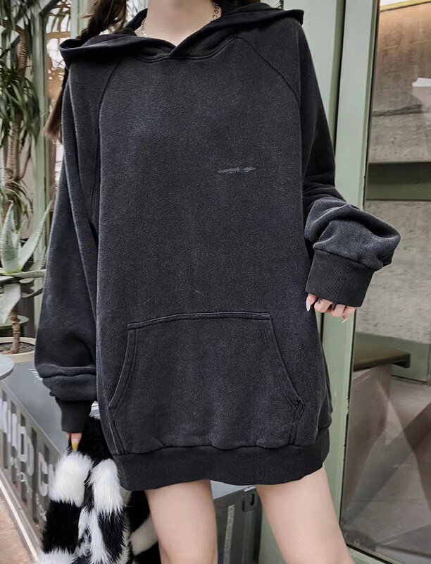 New in winter! [NANCY] Design sense of old washed gray printed sweater M7658# WPL