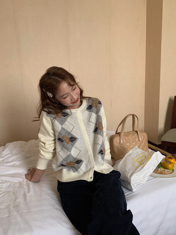 【LOVELY/SHMILY】Korean version temperament retro diamond jacquard round neck knitted sweater sweater M0813
