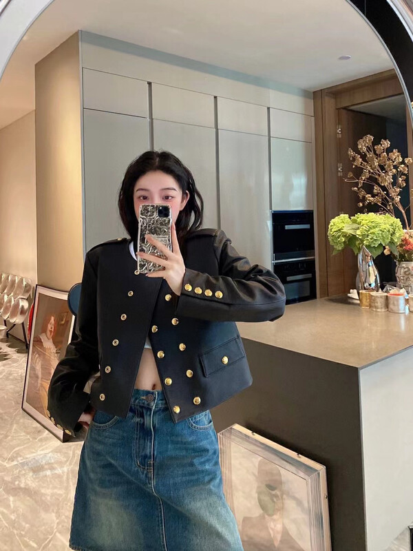 Winter on the new![NANCY] Unique cut design personality stylish texture PU leather short coat M7606 # WPL