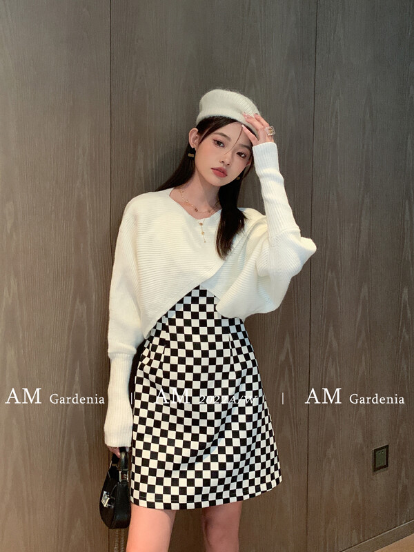 New in winter!【AM GARDENIA】Designed pullover shawl sweater + checkerboard suspender dress suit 1300# ZXX