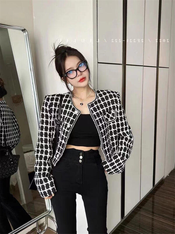 Autumn is new! [C.H.Z] Korean version of the plaid all-match short jacket 80218# WTT