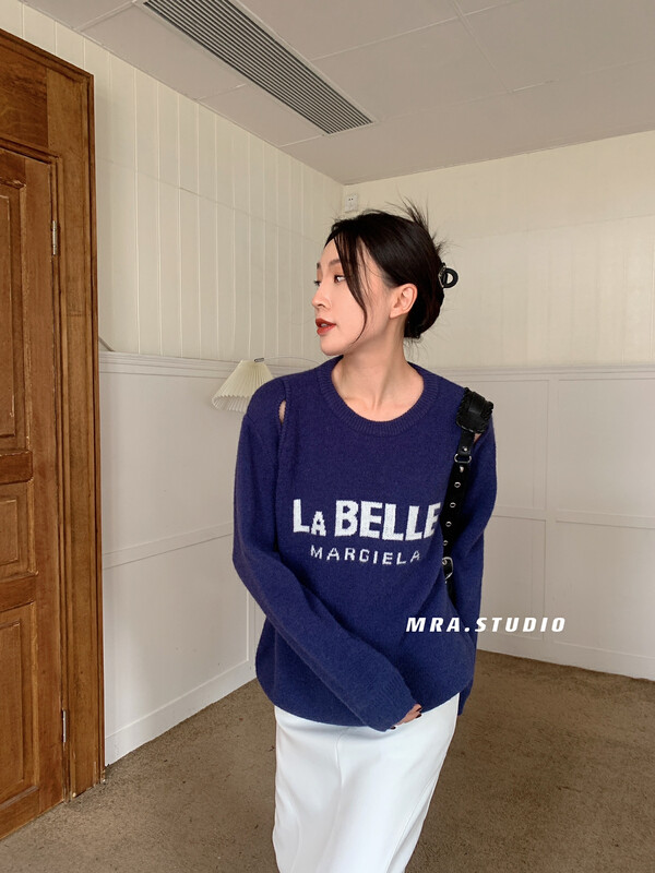 [MRA] Letter jacquard off-the-shoulder loose oversized sweater KU202