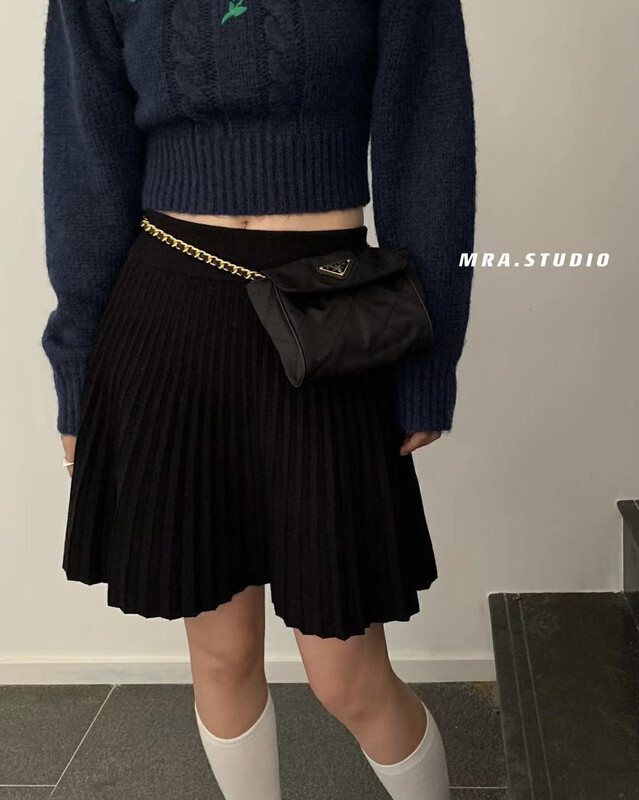 [MRA] Versatile and sweet high-waisted knitted skirt KD3555