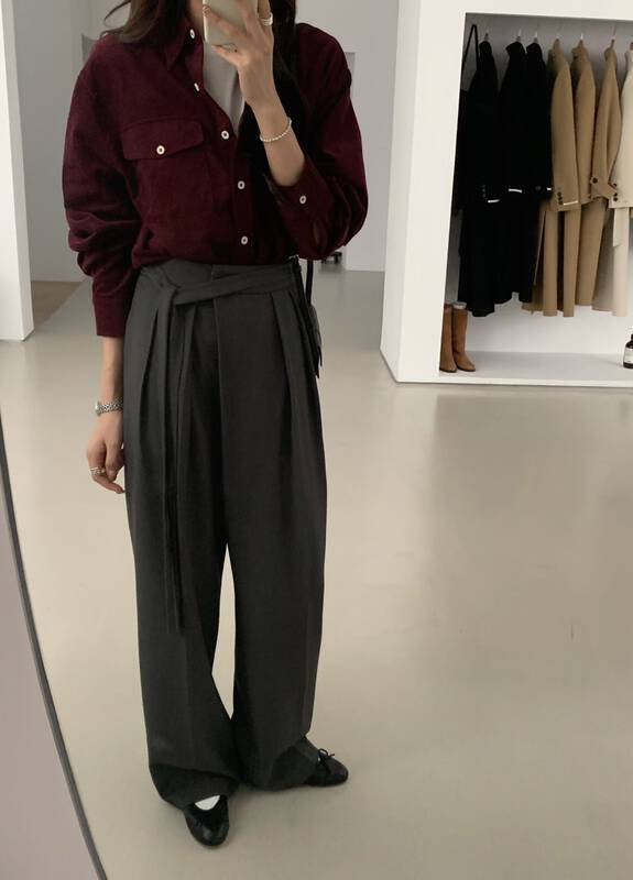 Autumn on the new![WANNA OUR] Design strap trousers (28% wool) 229916 # ZXL