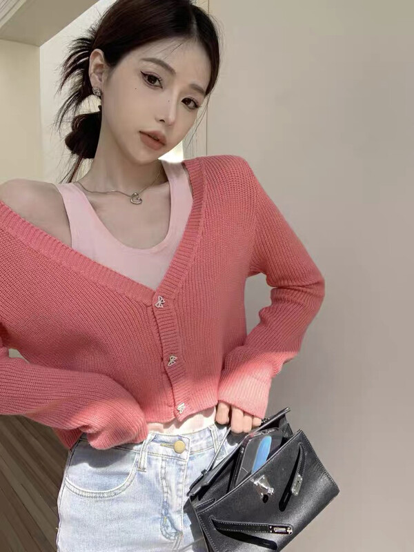 Autumn models are new! [Hua Xi] Fashion Color Contrast Camisole + Hollow Knit Cardigan Suit 9832# PCZ