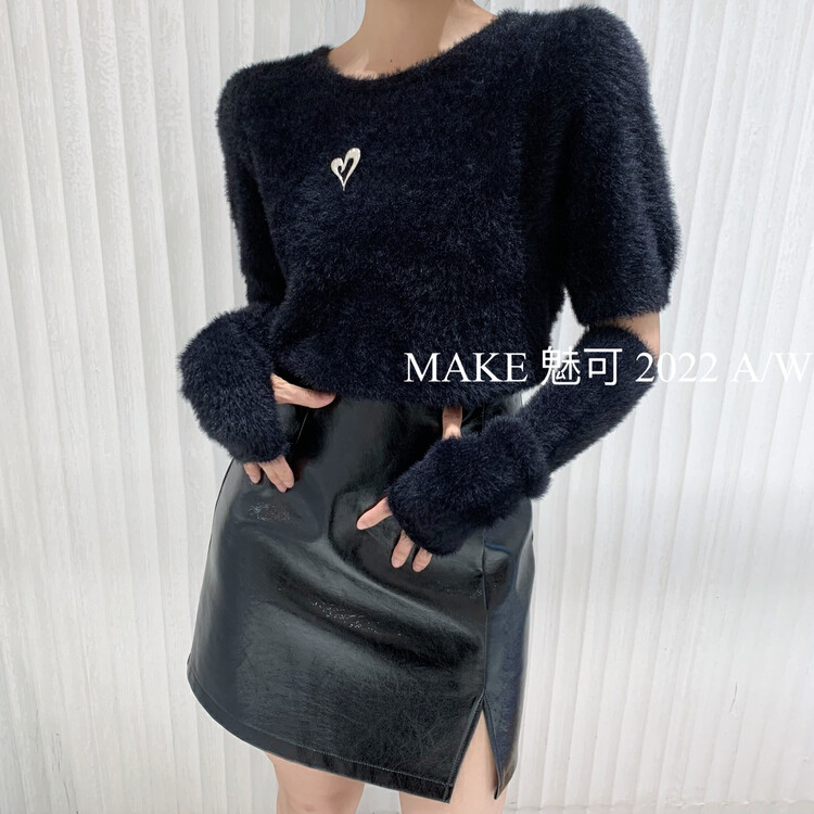 Autumn is new! [MAKE Charm] temperament woman peach heart brooch puff sleeve small shirt (with sleeves) 50358# OZQ