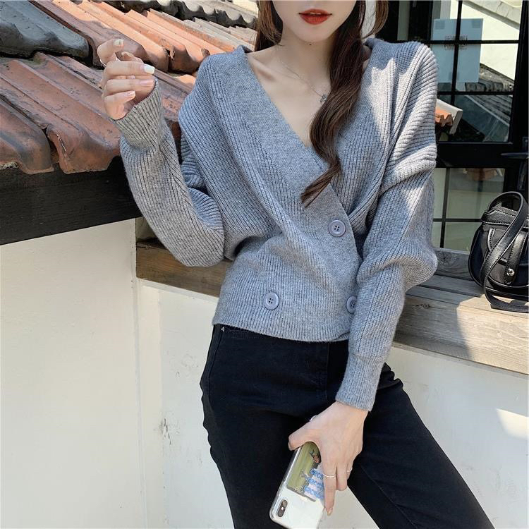 Autumn on the new![F · P] Temperament, a V-neck, solid-color, double-breasted, loose and versatile, long-sleeved sweater, the A395 # HBX