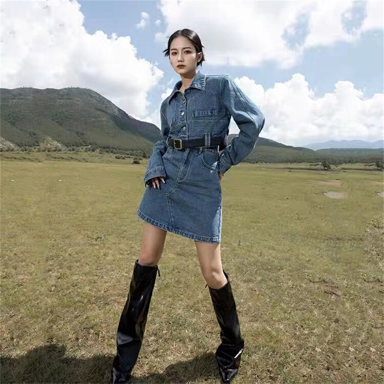 Autumn on the new![C.H.Z] Korean version of fashion versatile denim jacket + high waist A-character skirt set 91225 # WTT
