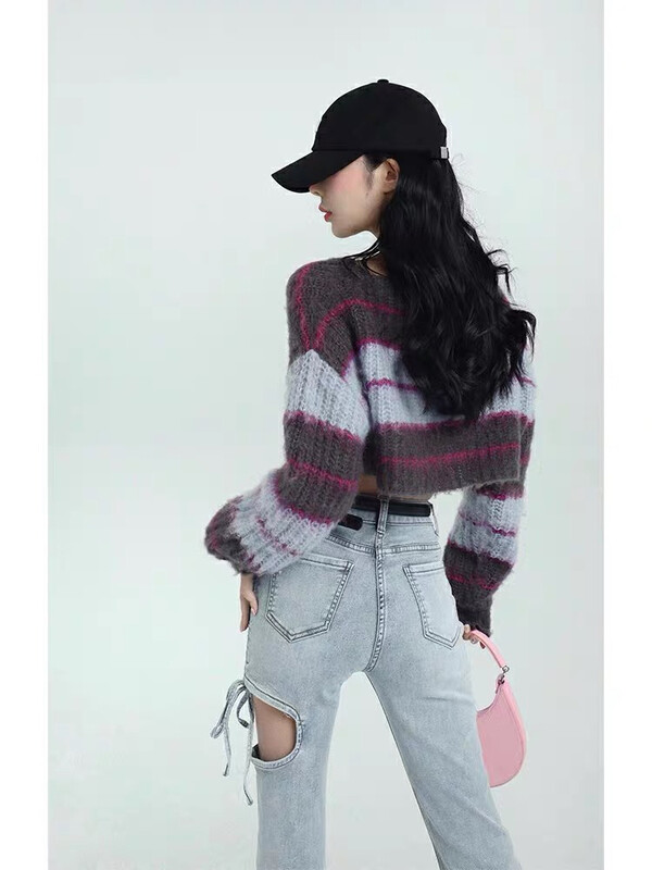 Autumn is new! [Huaxi] Short Lazy Loose Striped Warm Sweater (Sweaters Only) 9810# PCZ