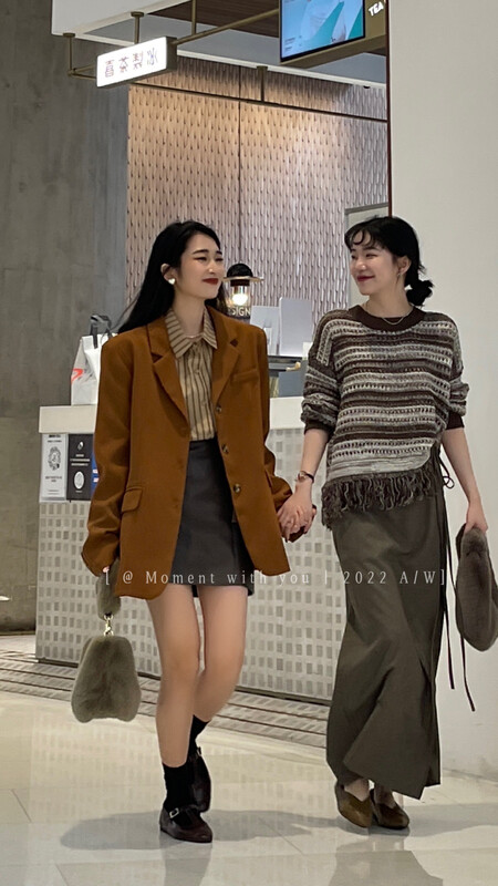 New in autumn!【MOMENT WITH YOU】Korean version of simple round neck loose pullover warm sweater H221519M# LSW