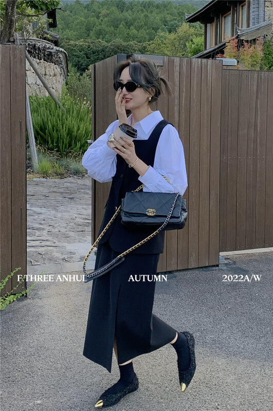 New in early autumn! [F.THREE three sisters] temperament front slit slim skirt 95296-1# XJ