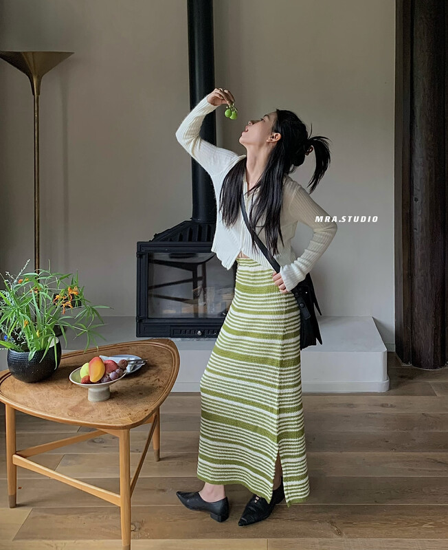 [MRA] Korean style ins style striped knitted skirt SP25