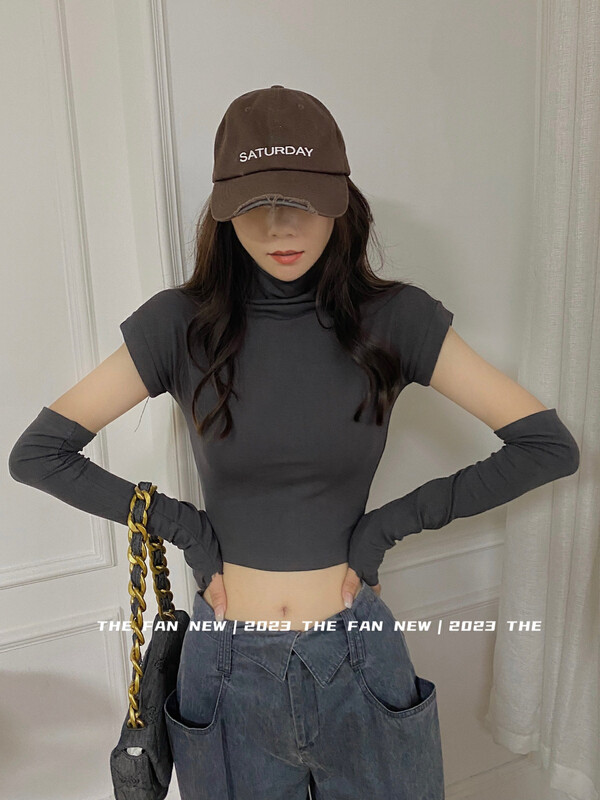 Early autumn on the new![THE FAN] half-neck long-sleeve T-shirt (with removable sleeves) 506702 # ZXX