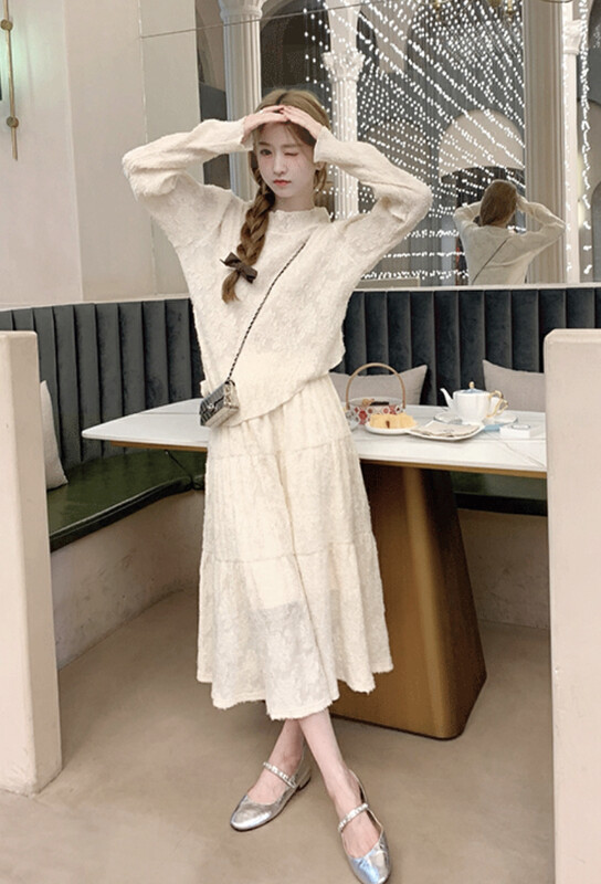 [Huaxi] Solid color pleated top + high waist show slim skirt two suits 9875 # PCZ