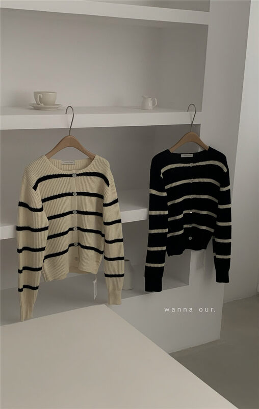 New in autumn! [WANNA] round neck striped loose long-sleeved T-shirt 96132# ZXL