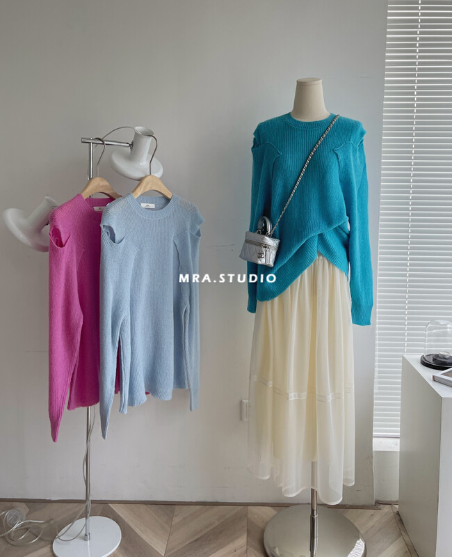 【MRA】Korean style off-shoulder mid-length comfortable sweater J2352