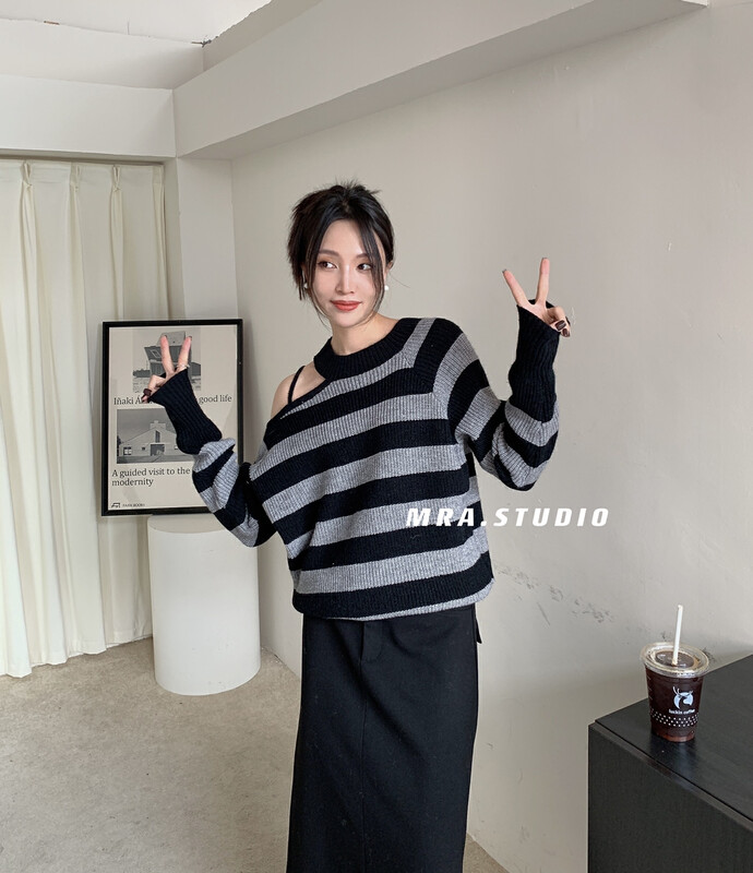 [MRA] Design of a diagonal collar with an off-the-shoulder Arctic fleece DH313