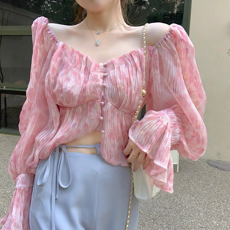 Original price 66.55! New in early autumn! [Ou Zhengsha] Sweet age-reducing pleated chiffon trumpet sleeve off-shoulder shirt 18985# JJ