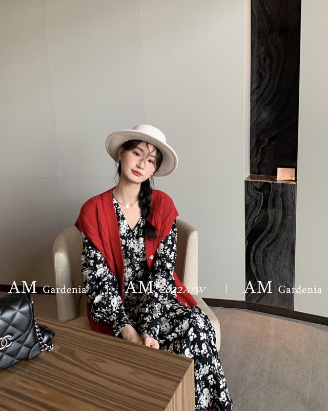 Autumn is new!【AM GARDENIA】Korean V-neck waist slim floral dress + knitted vest suit 1253# ZXX