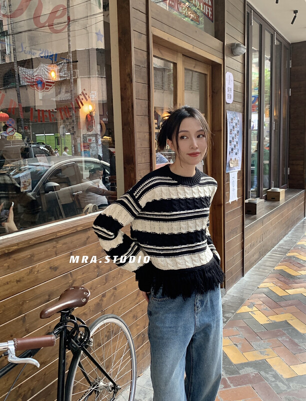 [MRA] Korean fashion tassel sweater SP93