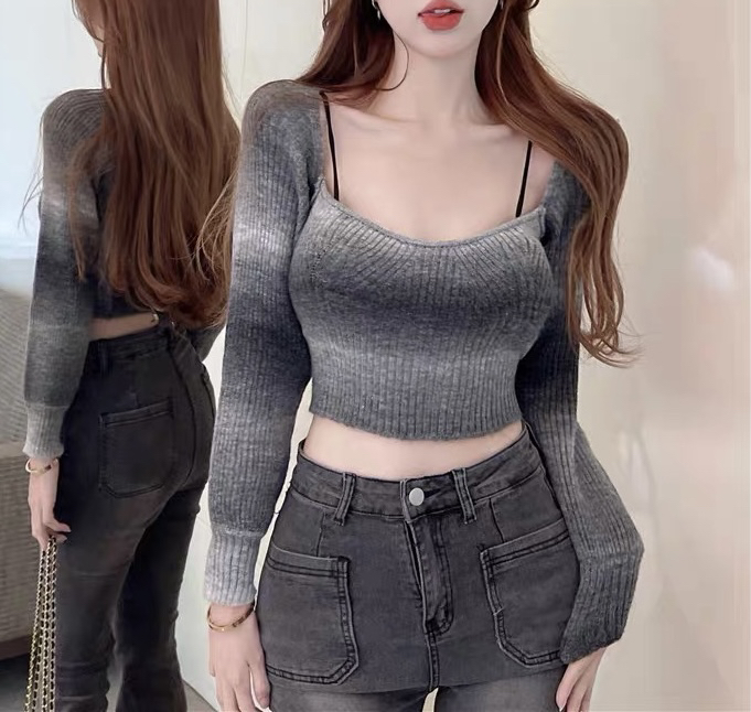 New in autumn!【THE FAN】Fashionable square neck gradient pullover warm sweater 51051# ZXX