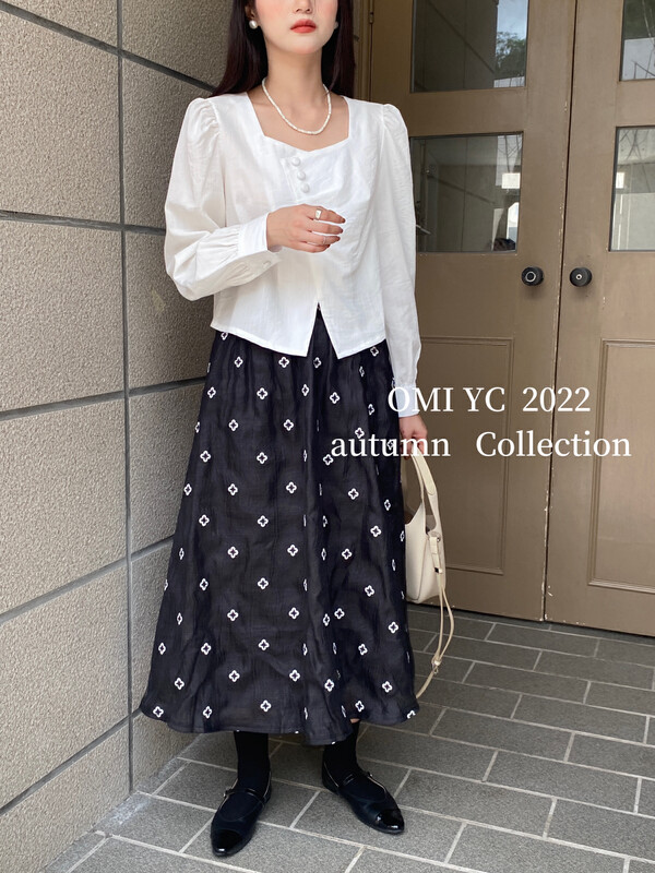 Original price: 71.06! [O MI] Vintage premium embroidery floral big hem fluffy half skirt (double layer fabric) 55202 # FHX