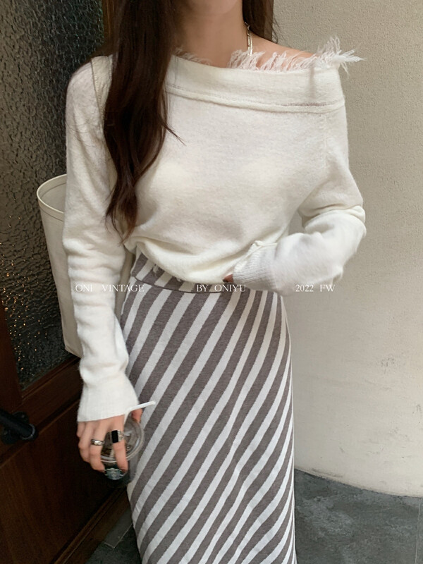 [ONIVINTAGE Ernie] flow beard one-word shoulder sweater sweater OW226M6116