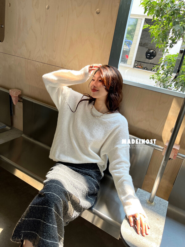 [Osa MADEINOST] New autumn and winter round collar essential wool sweater contains 10 wool S7080