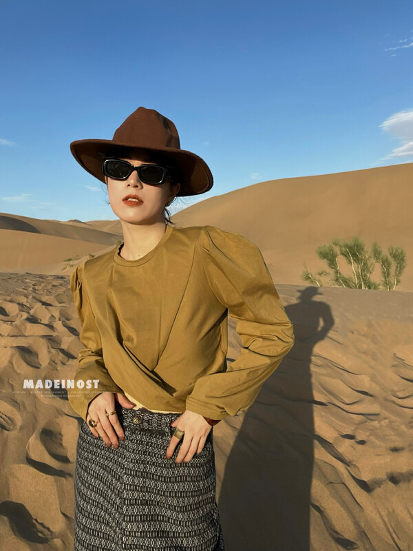 [Osha MADEINOST] Early autumn on the new design feeling kink bubble sleeves high waist long sleeve T-shirt 87060