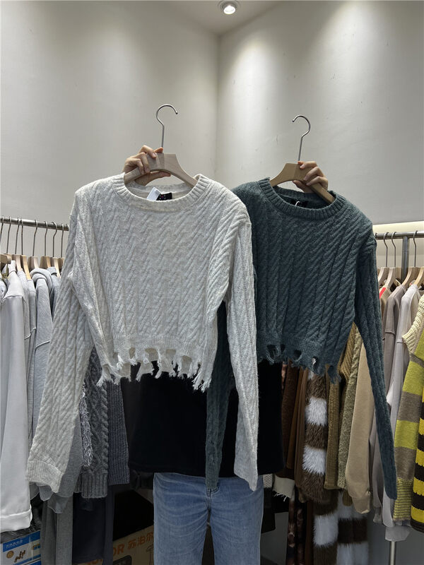 New autumn and winter![Yan Zhen] Round neck hem design feeling ragged warm sweater 56324 # PCZ