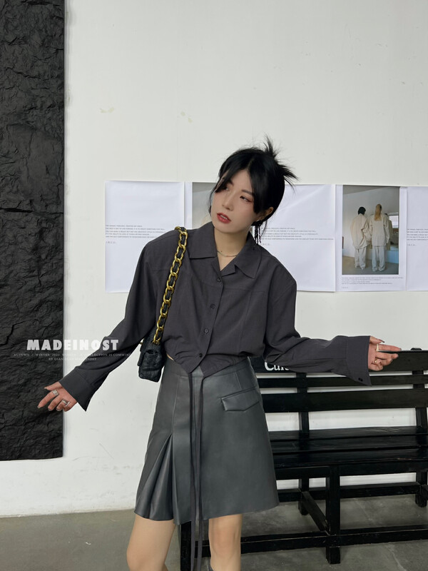 [Osha MADEINOST] Autumn new design sense high waist shoulder cushion shirt draw rope 87151