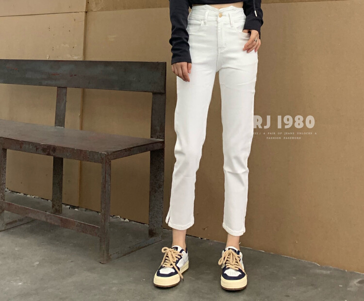 [1980] Autumn new advanced sense simple straight tube slim match small cigarette pipe jeans 2A63501-2