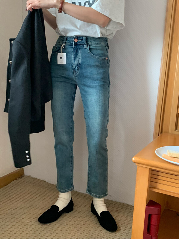 Early autumn on the new![MEET ME] Korean Retro skinny jeans 61323 # LL