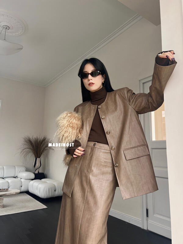 [Osha MADEINOST] Autumn new senior big brand sense vintage round collar PU leather coat leather coat 87263 # FHX