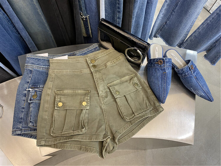 Autumn on the new![AUS] Trash Vintage Tit Denim Shorts G16 # LSW
