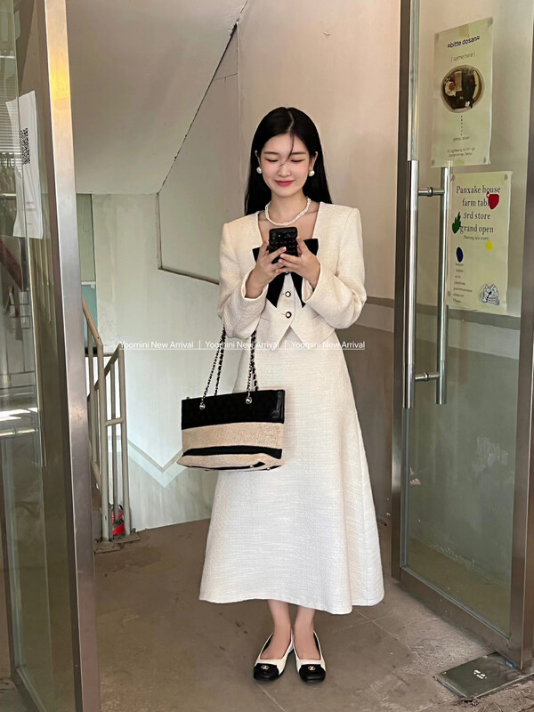 Autumn on the new![YOOMINI] French advanced sense of fashion temperament short coat + high waist A character skirt suit (with a bow) Q16173-W # WPL
