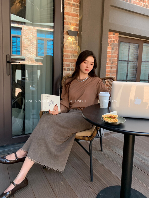 [ONIVINTAGE Ernie] Water washed vintage flowing mustache knitted skirt skirt OW226M6107
